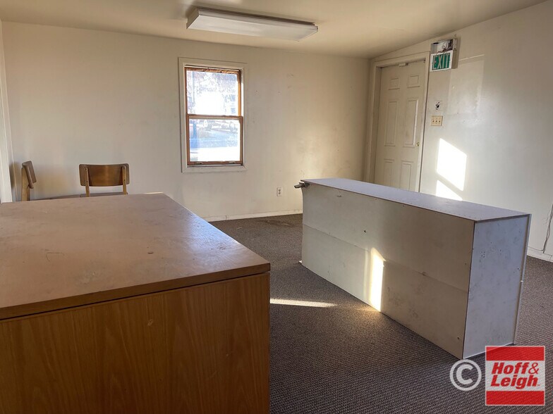 More Photos Of 1100 W Mississippi Ave, Denver Warehouse For Sale