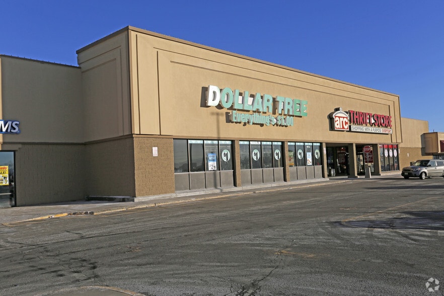 More Photos Of 3100-3112 S Parker Rd, Aurora Storefront For Lease