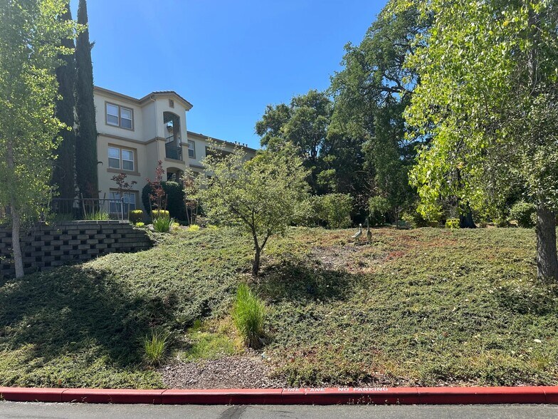 More Photos Of 1501 Secret Ravine Pkwy, Roseville Apartments For Sale