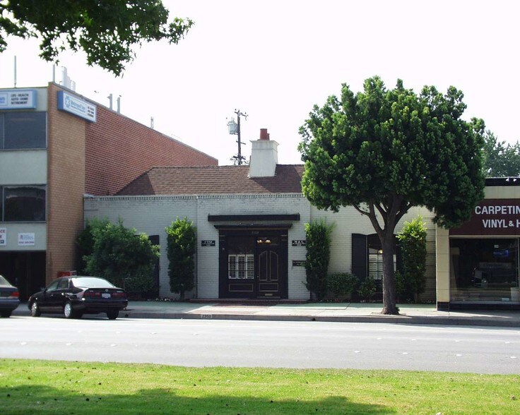 Primary Photo Of 2350-2352 Huntington Dr, San Marino Office For Lease