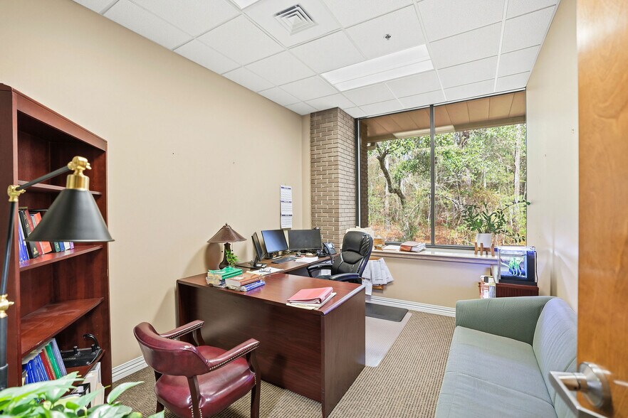More Photos Of 68031 Capital Trace Row, Mandeville Office For Lease