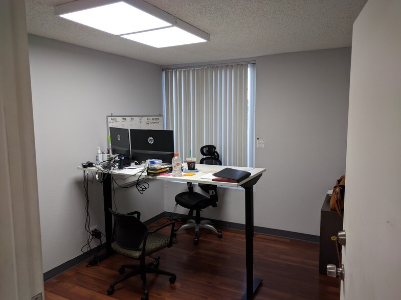 More Photos Of 7841 Balboa Ave, San Diego Coworking Space