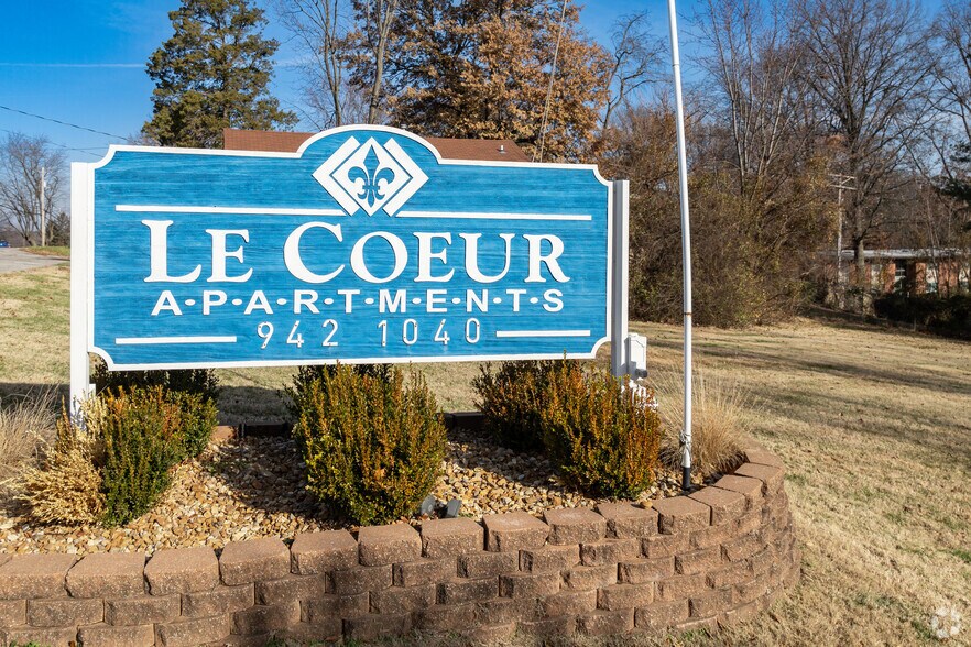 More Photos Of 9860 Le Coeur Ct, Saint Ann Apartments For Sale