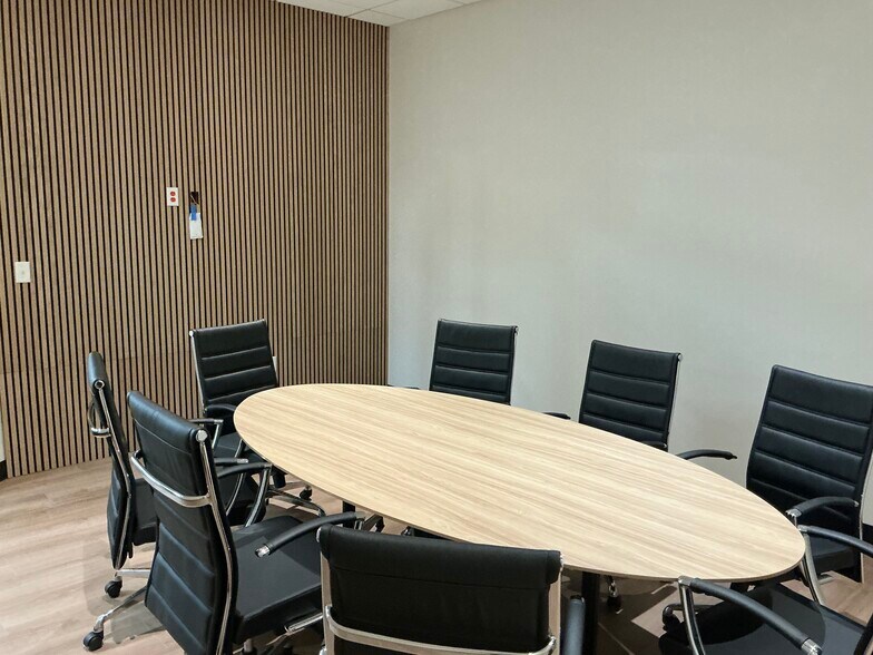 More Photos Of 481 Winscott Rd, Benbrook Office For Lease