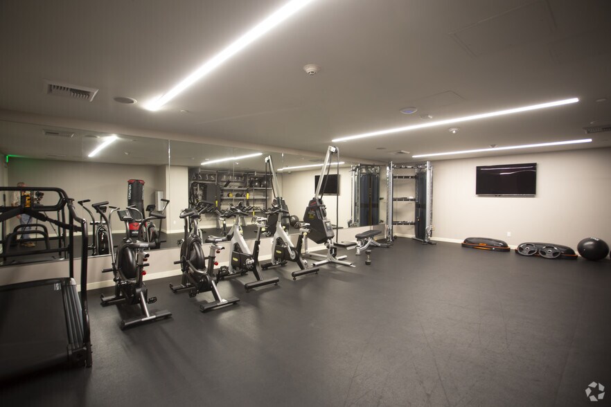 More Photos Of 801 S Hope St, Los Angeles Apartments For Lease