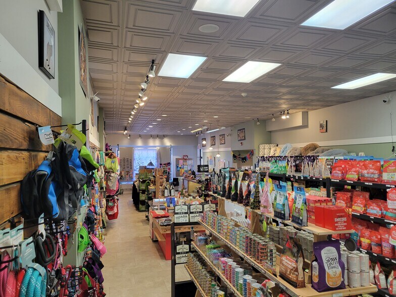 More Photos Of 21-23 S La Grange Rd, La Grange Storefront Retail Office For Sale