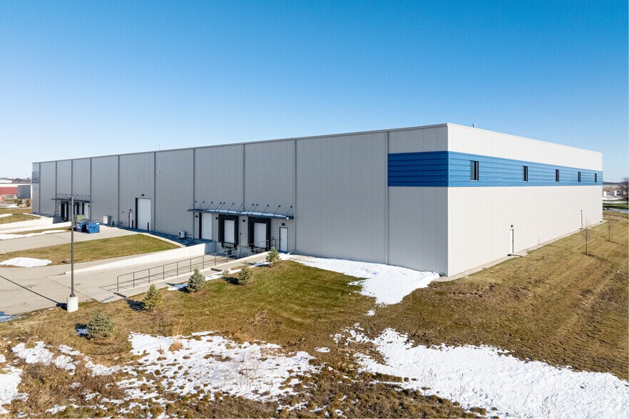 More Photos Of 4245 Capital Cir, Janesville Warehouse For Sale