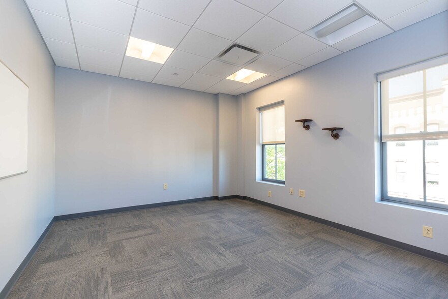 More Photos Of 574 Main St, Bethlehem Storefront Retail Office For Sale