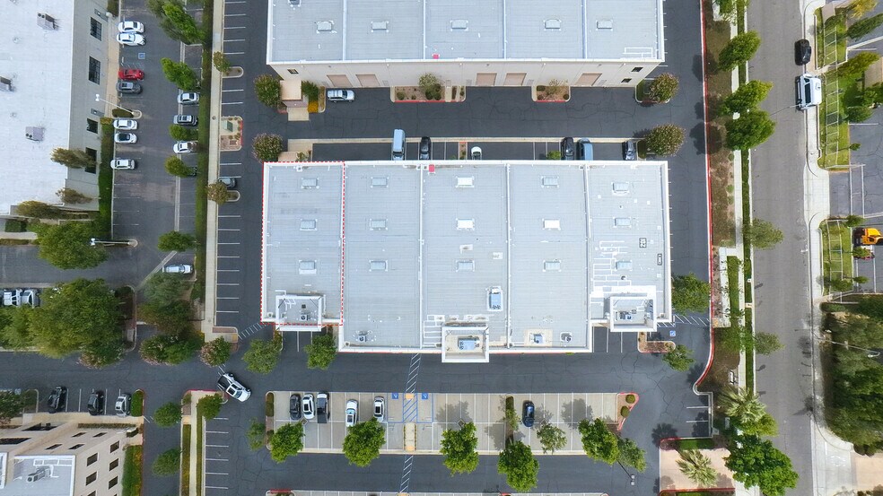 More Photos Of 201 N Corona Ave, Ontario Distribution For Sale