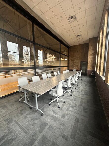 More Photos Of 215 N Water St, Owosso Office For Lease