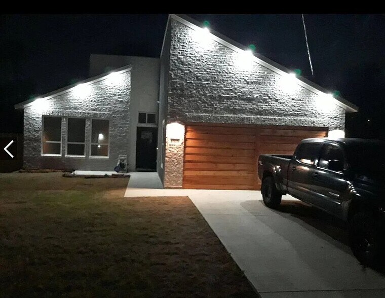 More Photos Of 1819 Paducah Ave, Dallas Apartments For Sale