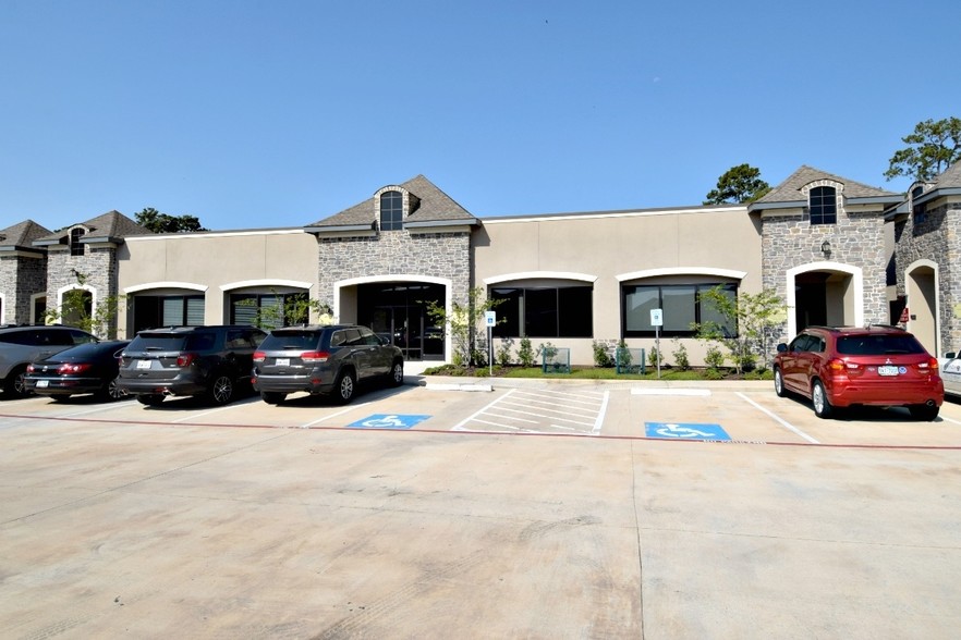 Primary Photo Of 150 Pine Forest Dr, Shenandoah Medical For Lease