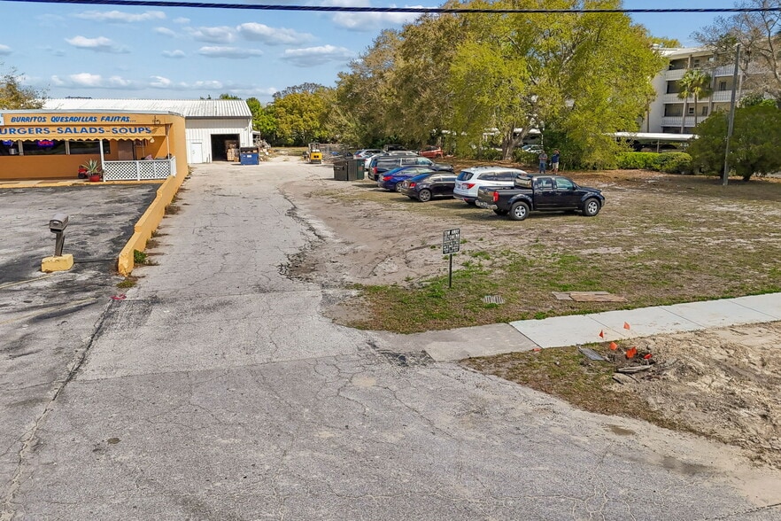 More Photos Of 1277 S Highland Ave, Clearwater Freestanding For Lease