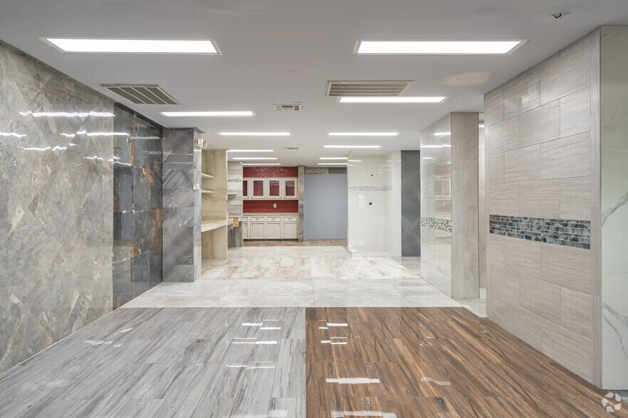 More Photos Of 130 Mitchell Rd, Houston Warehouse For Lease