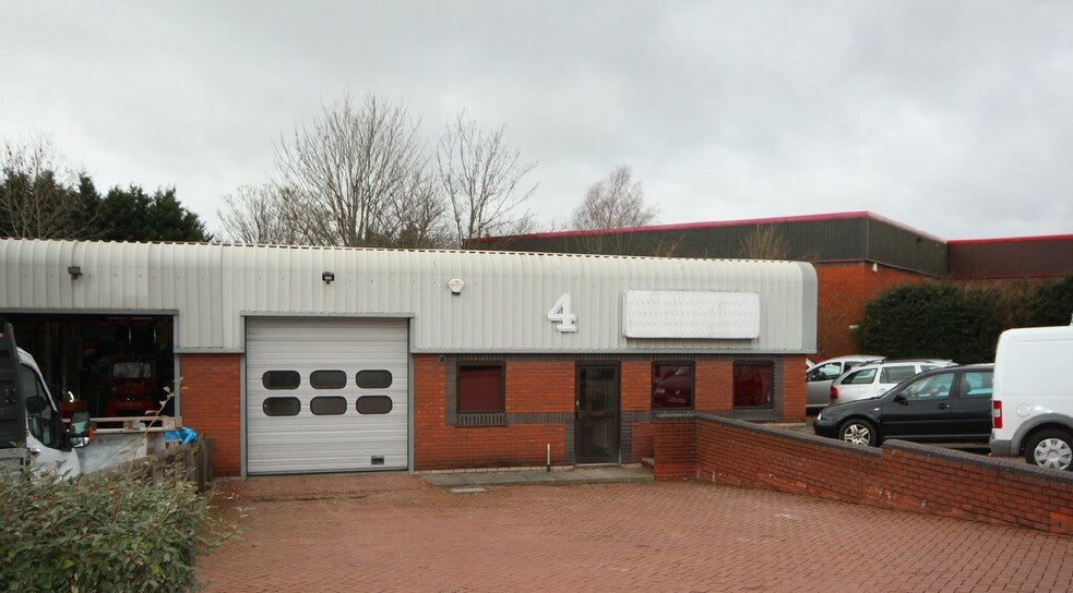 Aston Rd, Bromsgrove, WOR B60 3EX Industrial For Lease