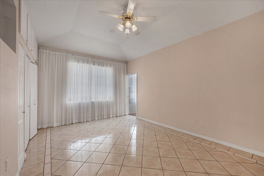 More Photos Of 12209 Cotorro Ave, North Port Specialty For Sale