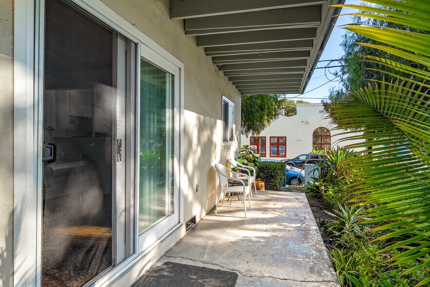 More Photos Of 333 E Carrillo St, Santa Barbara Apartments For Sale