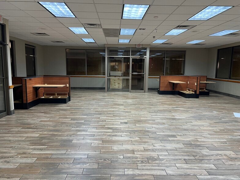 More Photos Of 1380 Cedar Grove Rd, Conley Fast Food For Sale