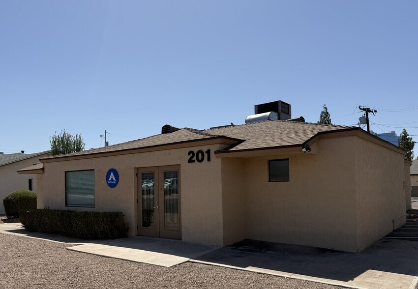 Primary Photo Of 201 E Osborn Rd, Phoenix Medical For Sale