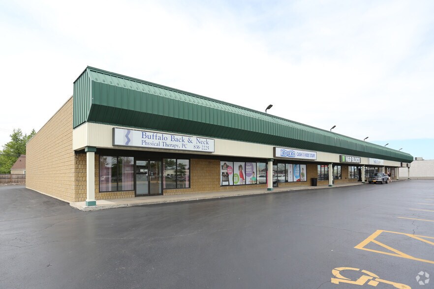 Primary Photo Of 1060 Niagara Falls Blvd, Tonawanda General Retail For Lease
