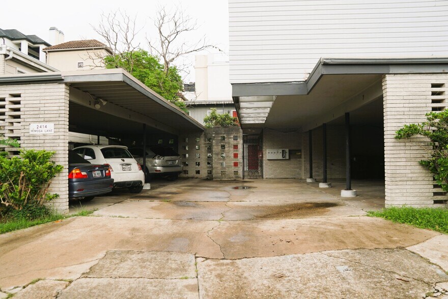 More Photos Of 2414 Mimosa Dr, Houston Apartments For Sale