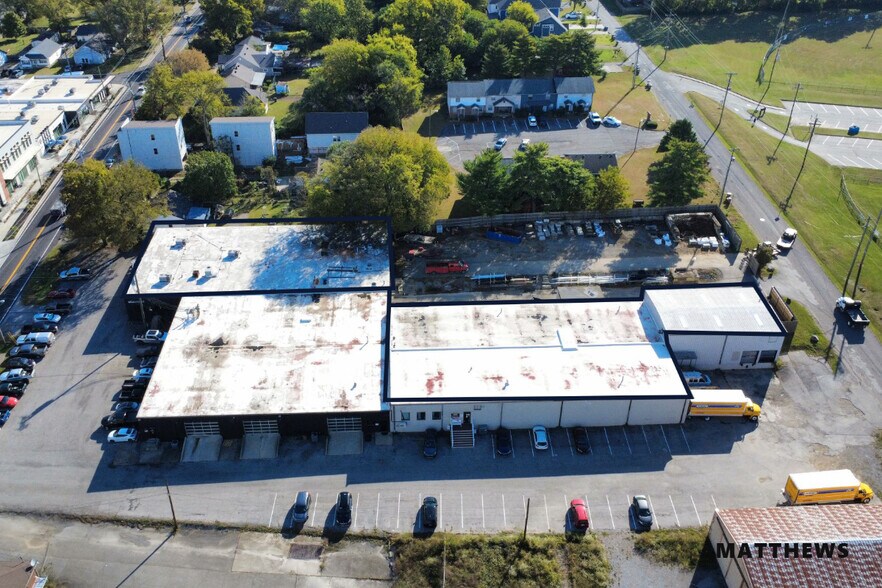 Primary Photo Of 6115 Robertson Ave, Nashville Warehouse For Lease
