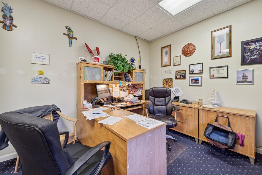More Photos Of 3940 Pennsylvania 257, Seneca General Retail For Sale