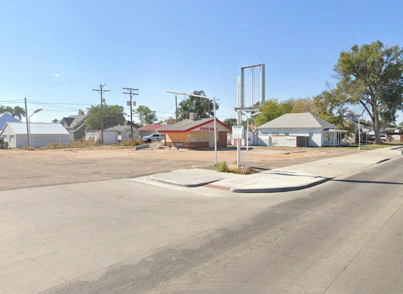 More Photos Of 403 W Main St, Sterling Service Station For Sale