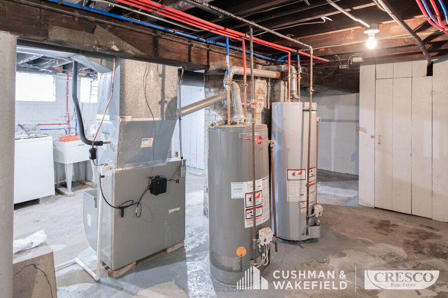 More Photos Of 1020 Kenilworth Ave, Cleveland Apartments For Sale