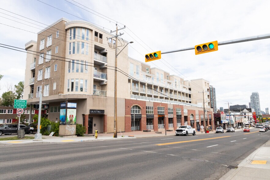 More Photos Of 1524 17 Av SW, Calgary Storefront Retail Residential For Sale