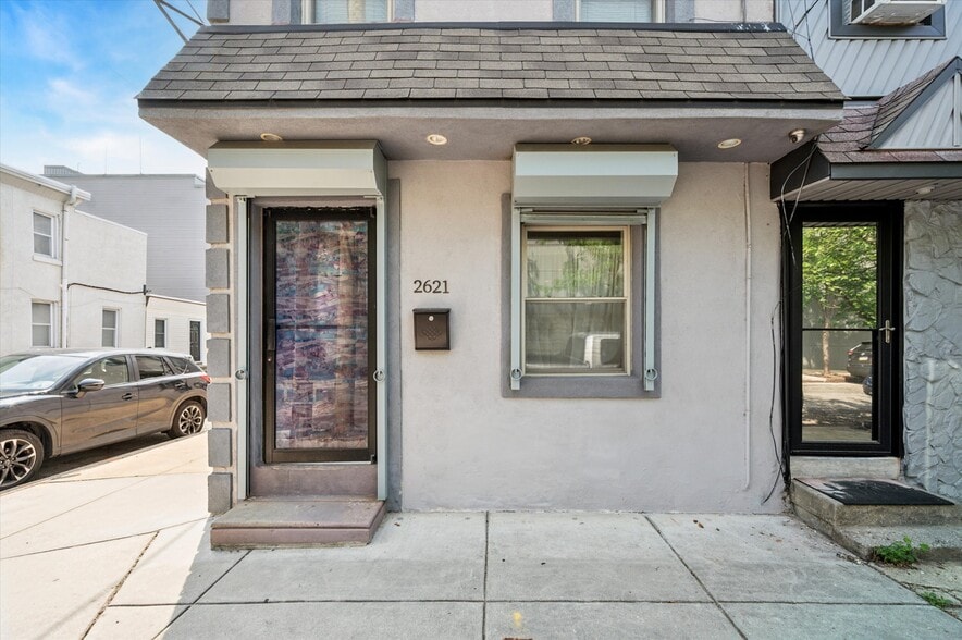More Photos Of 2621 Sepviva St, Philadelphia Storefront Retail Residential For Sale