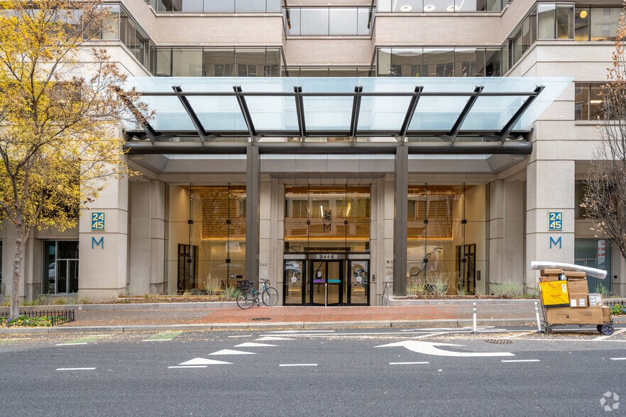 More Photos Of 2445 M St NW, Washington Office For Lease