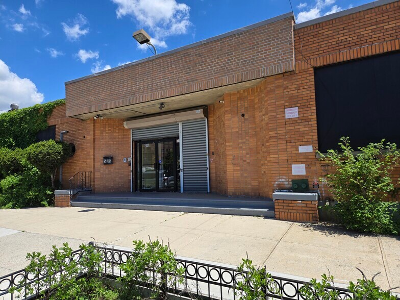 More Photos Of 5700 Avenue D, Brooklyn Warehouse For Lease