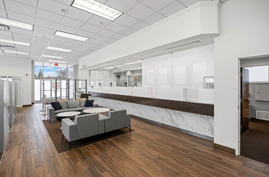 More Photos Of 15010 E Jefferson Ave, Grosse Pointe Bank For Lease