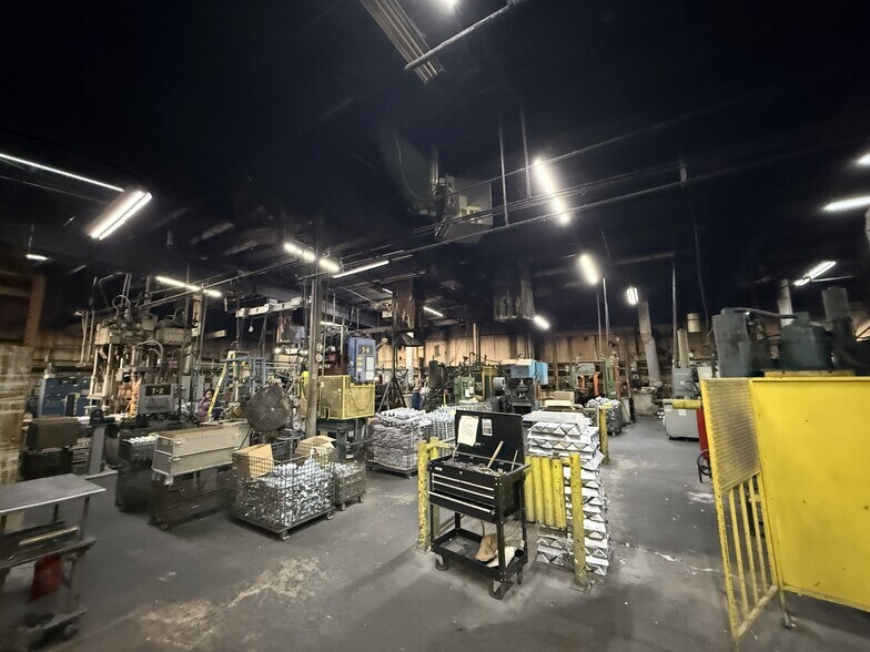 More Photos Of 2050 S Pecos St, Denver Warehouse For Sale