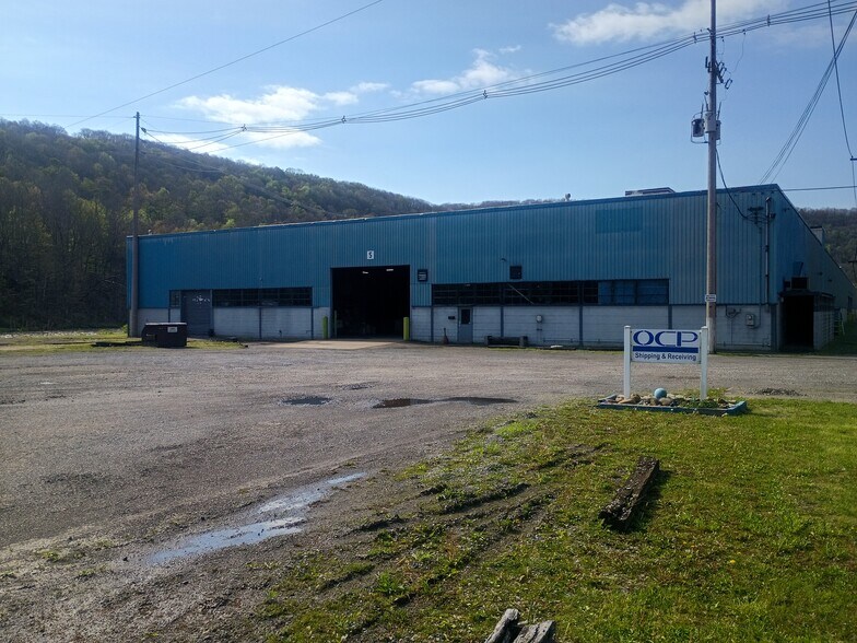 More Photos Of 332 State Route 8, Oil City Warehouse For Lease