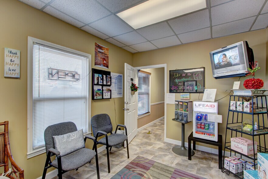 More Photos Of 4327 Mundy Mill Rd, Oakwood Office Residential For Sale