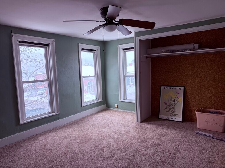 More Photos Of 138 W Main St, Ligonier Storefront Retail Residential For Sale