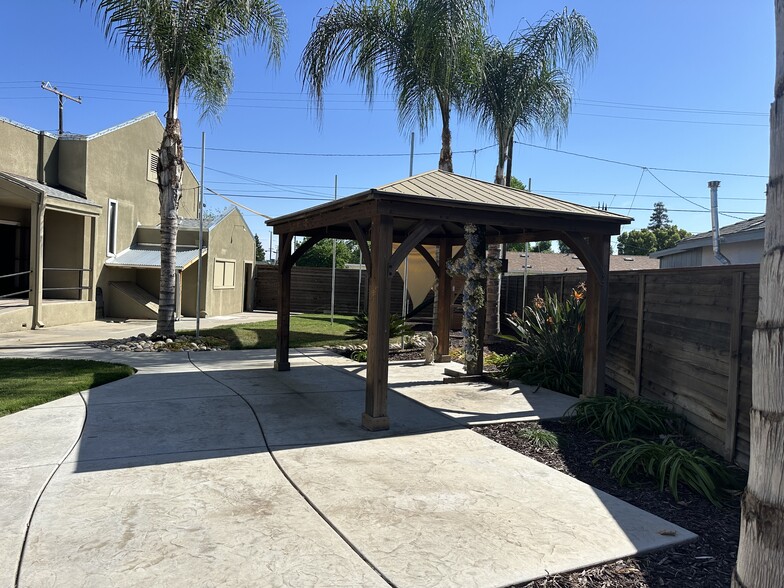 More Photos Of 1001 W Noble Ave, Visalia Specialty For Sale