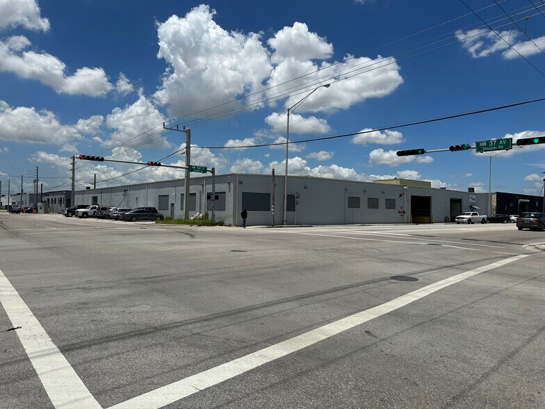 Primary Photo Of 3700 NW 54th St, Miami Warehouse For Lease
