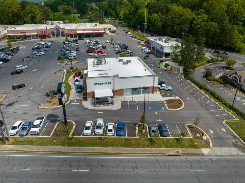 More Photos Of 1302 W Walnut Ave, Dalton Storefront For Sale