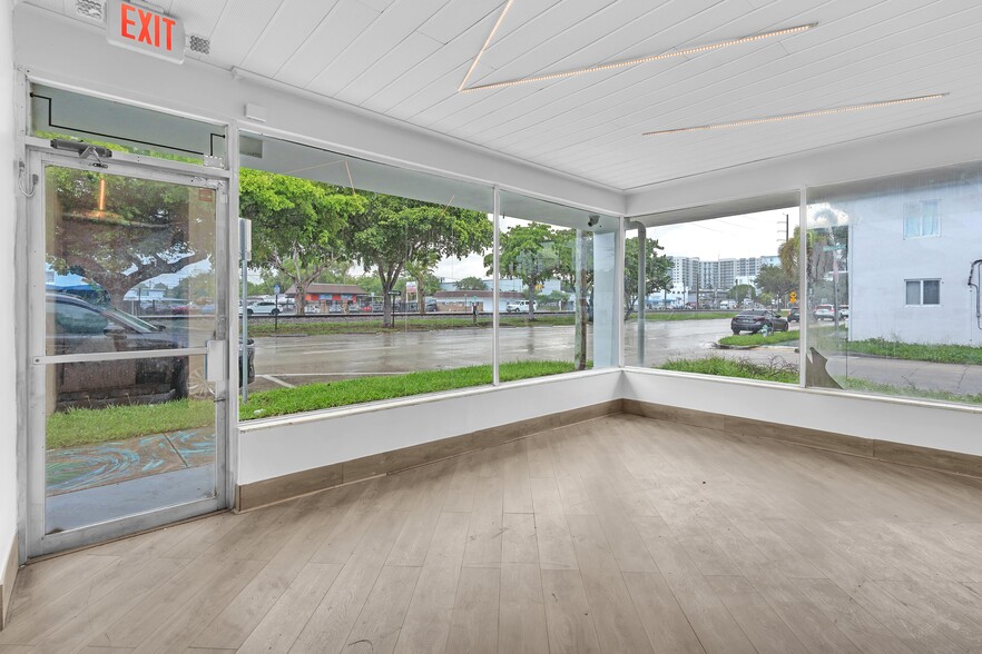 More Photos Of 601 S 21st Ave, Hollywood Flex For Sale