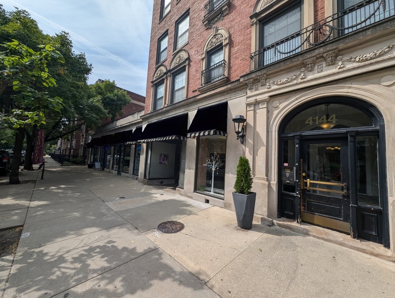 Primary Photo Of 4138 N Sheridan Rd, Chicago Storefront For Lease