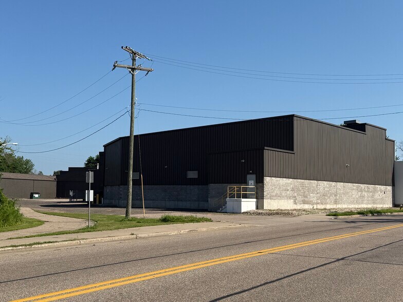 Primary Photo Of 80 Oliver St, Wisconsin Rapids Manufacturing For Sale