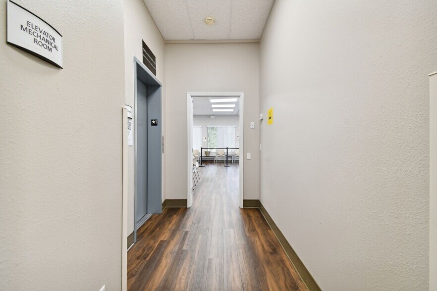 More Photos Of 772 Cortaro Dr, Sun City Center Medical For Sale