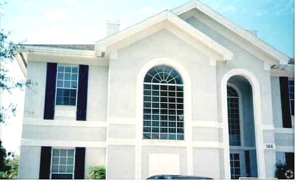 More Photos Of 166 Lookout Pl, Maitland Medical For Lease