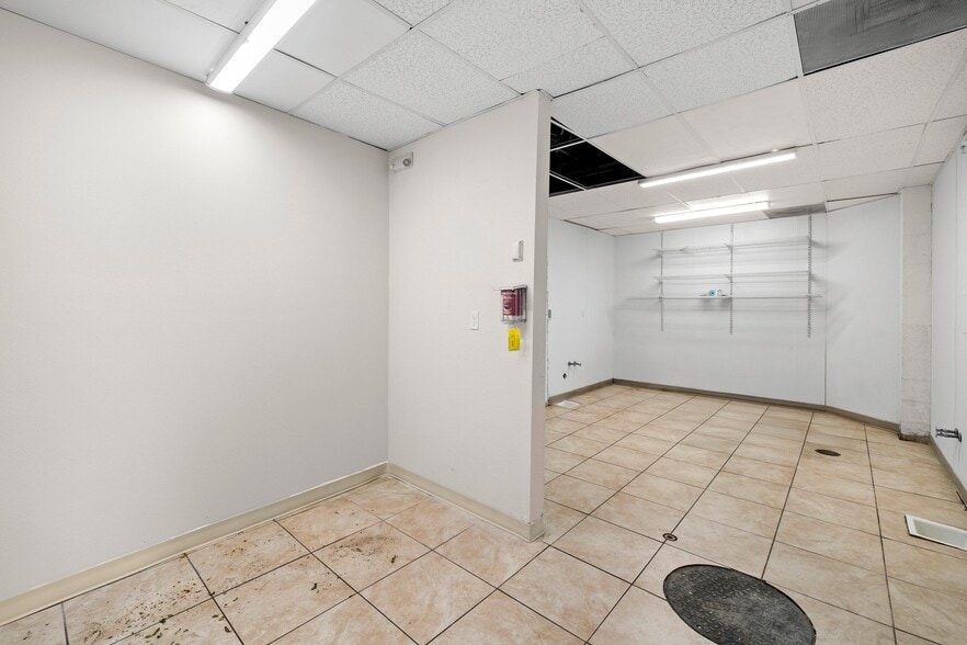More Photos Of 5601 NE Martin Luther King Jr Blvd, Portland Freestanding For Lease