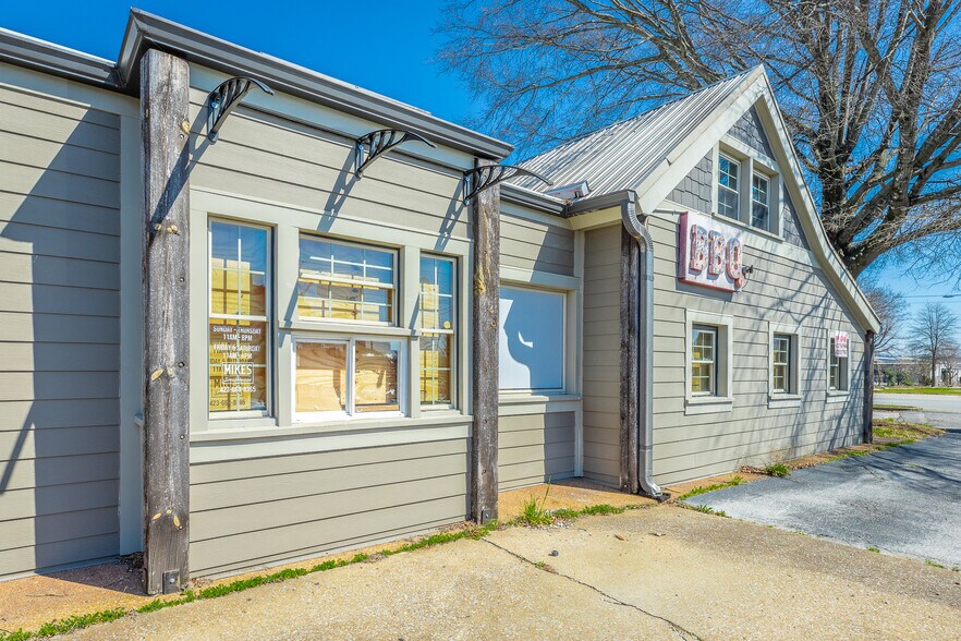 More Photos Of 3147 Broad St, Chattanooga Restaurant For Sale