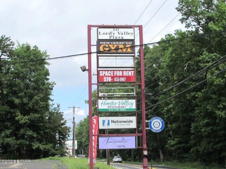 More Photos Of 635 Route 739, Lords Valley Freestanding For Sale