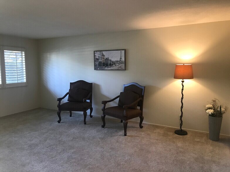 More Photos Of 5105 N Roosevelt Ave, Fresno Apartments For Sale